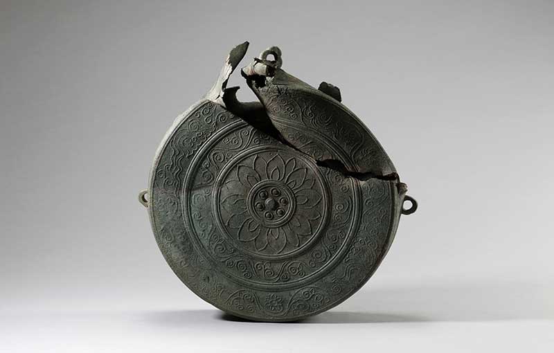 Buddhist gong inscribed with Heungdeoksa Temple